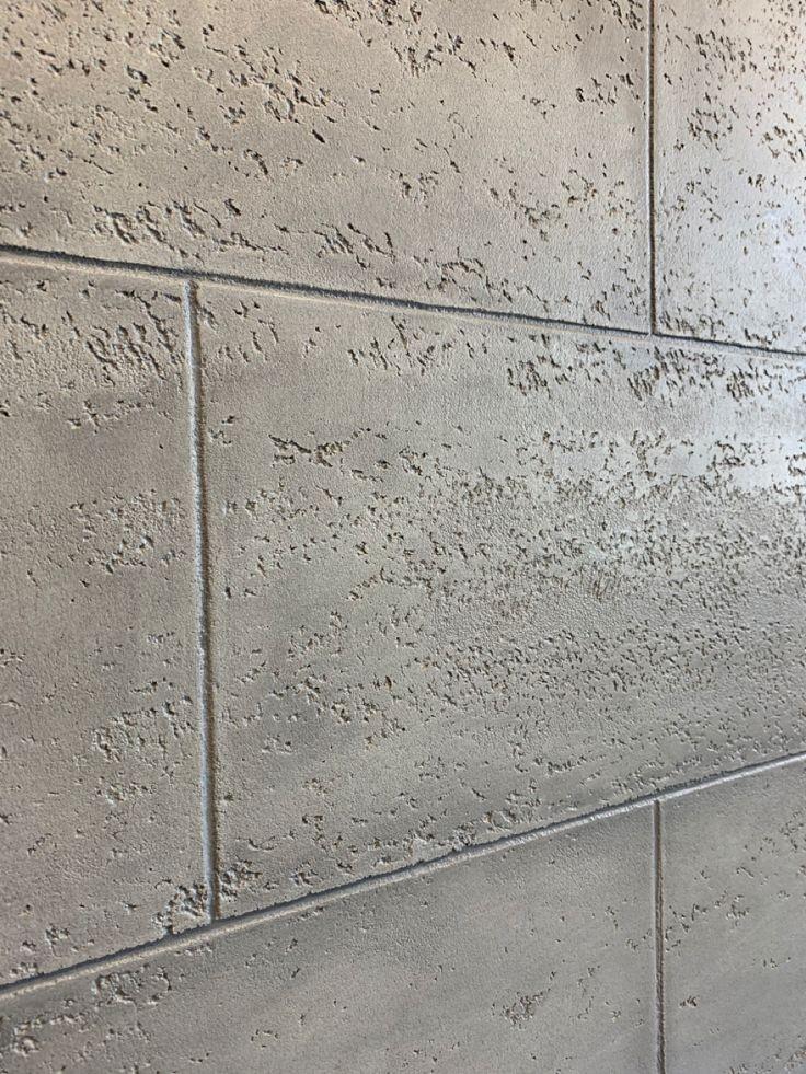 Textura clara en paneles rectangulares continuos